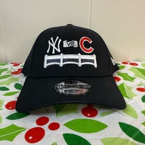 NWT New Era New York Yankees vs. Chicago Cubs Adjustable Hat